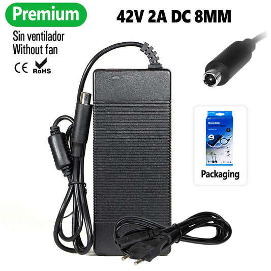 Accesorio para patinetes eléctricos - Cargador premium para Xiaomi y Ninebot 42V 2A (conector DC8MM)